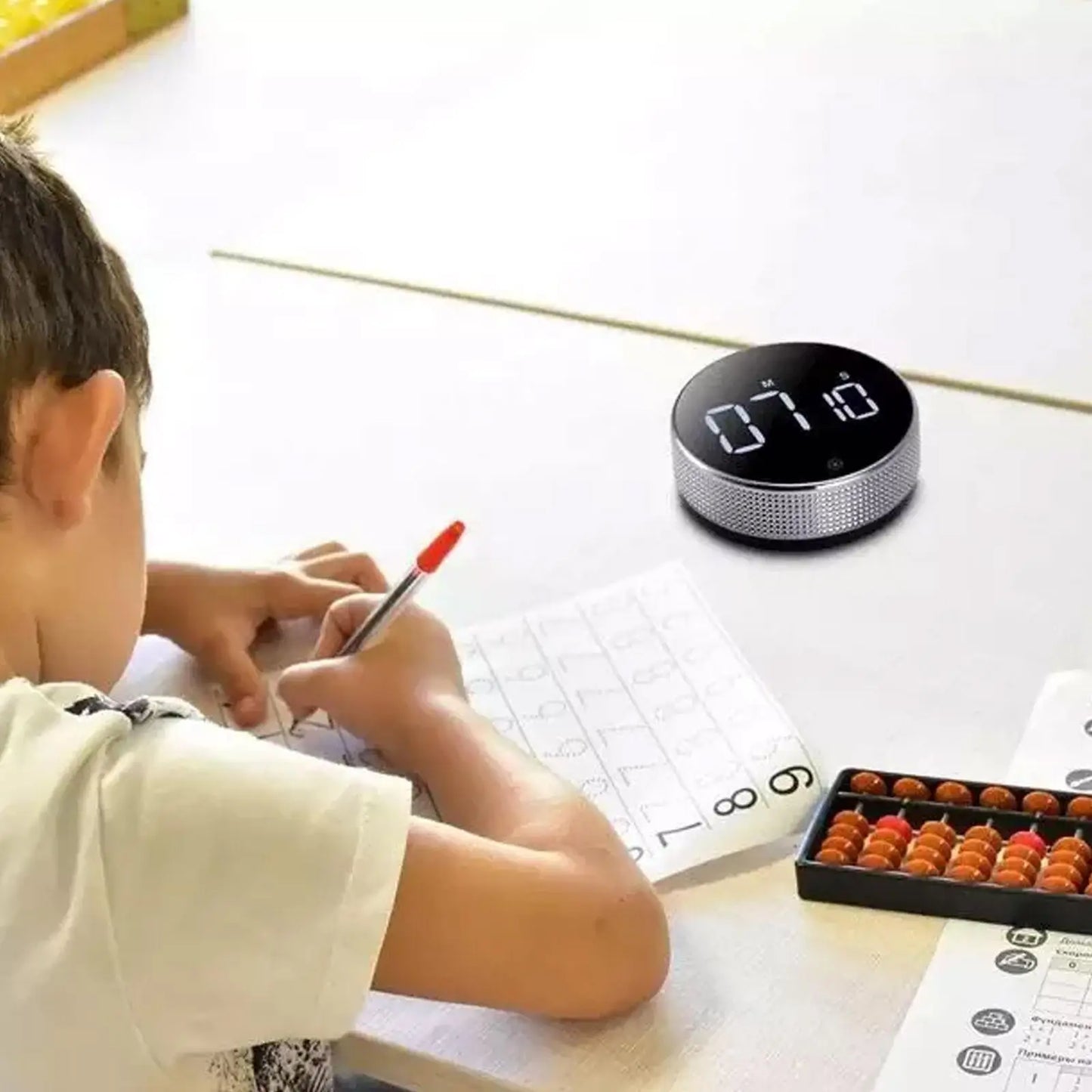 Magnetic Digital Timer (Black / Silver)